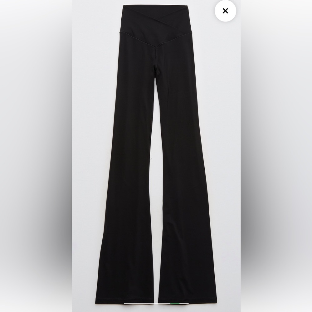 Offline by Aerie Real Me High Waisted Cross Over leggings